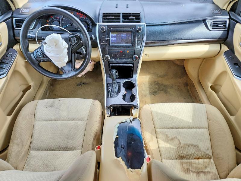 2015 Toyota Camry le