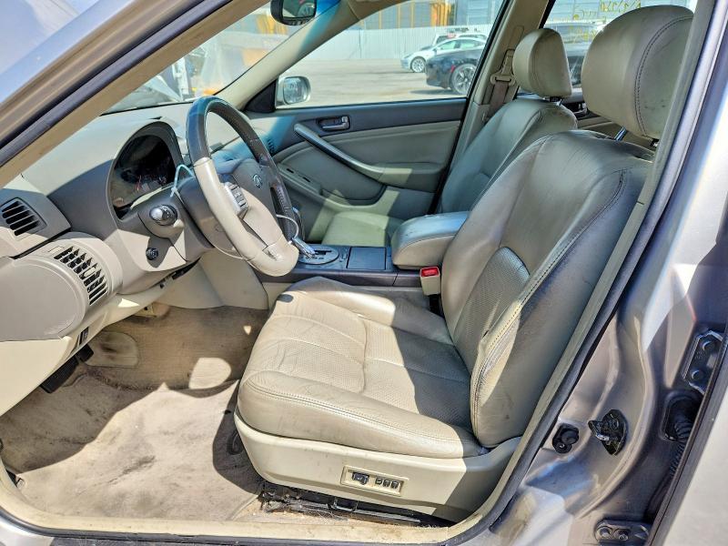 2003 Infiniti G35 Base