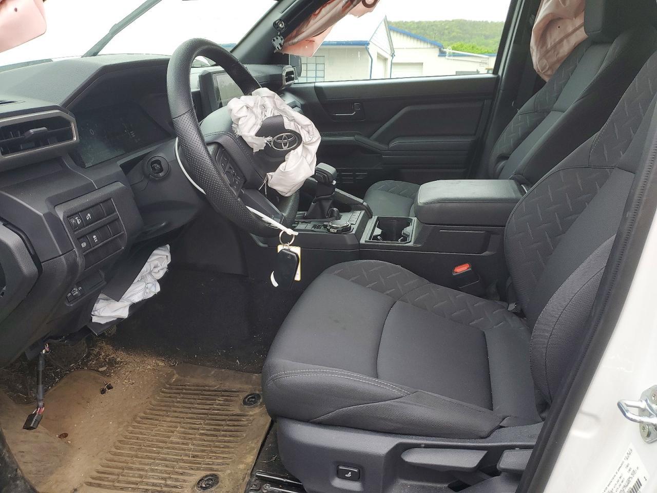 2025 Toyota Tacoma SR
