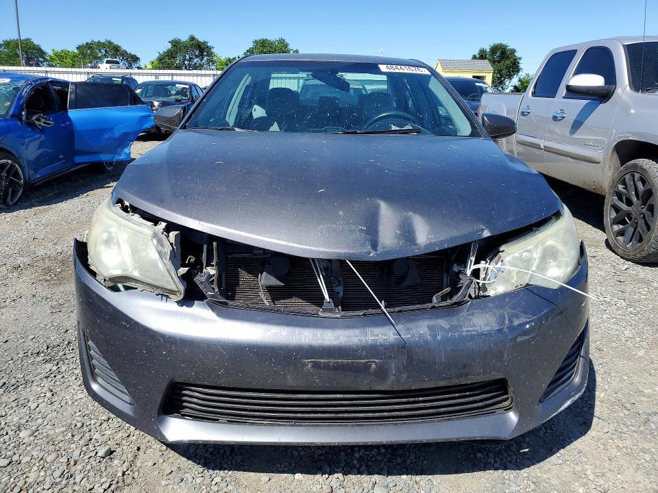 2013 Toyota Camry le