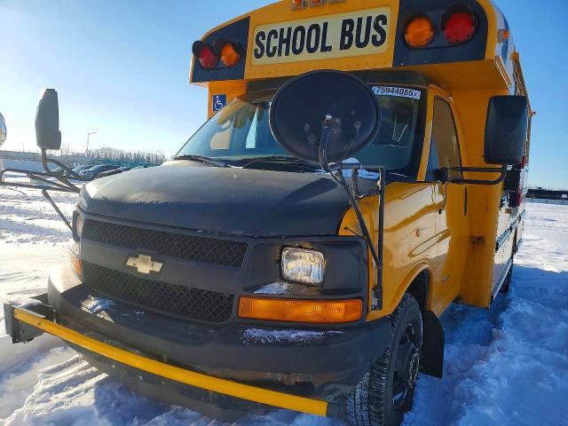 2010 Chev Express Cutaway G4500