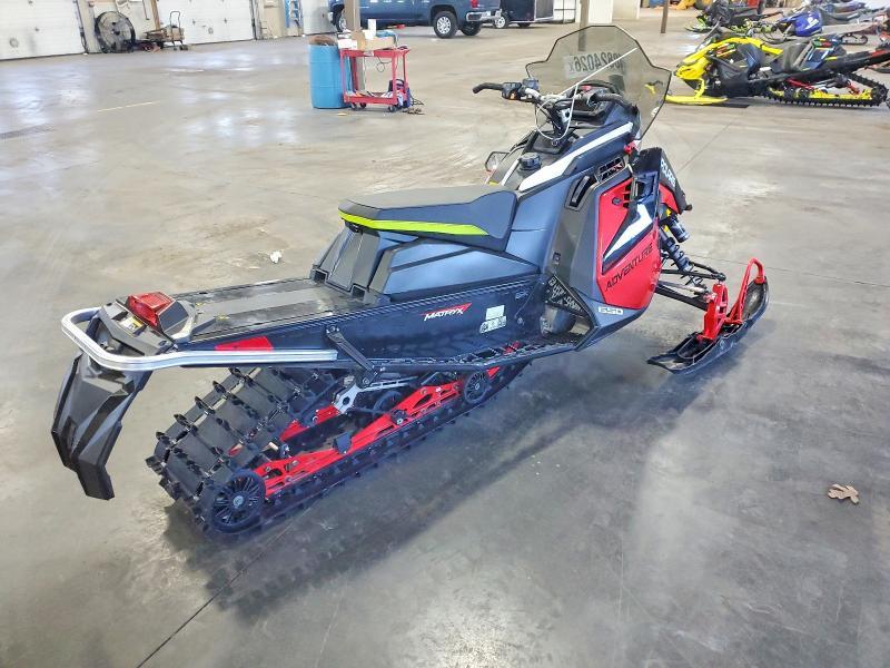2022 Polaris Matryx Adventure PKG