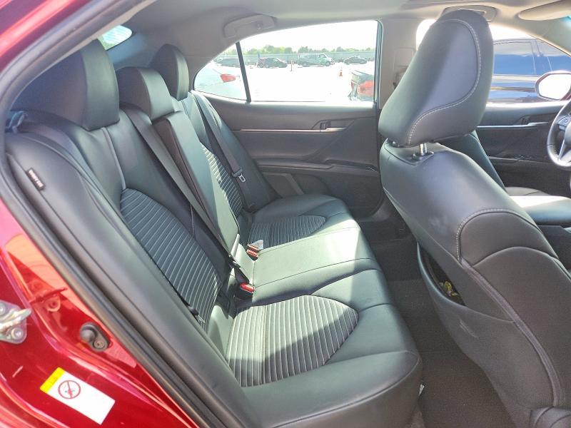 2018 Toyota Camry se