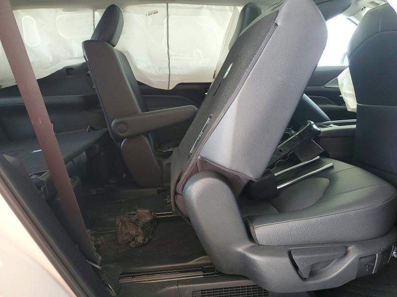 2026 Toyota Grand Highlander Hybrid xle