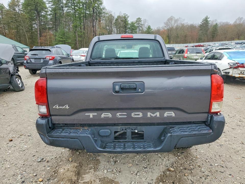 2018 Toyota Tacoma SR