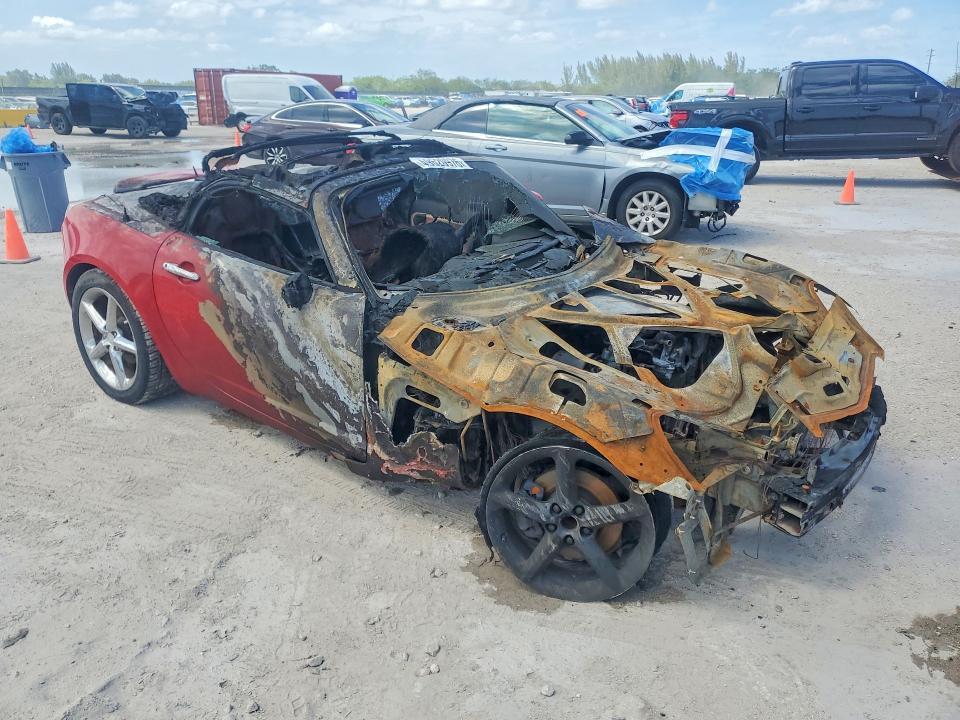 2008 Saturn Sky Redline