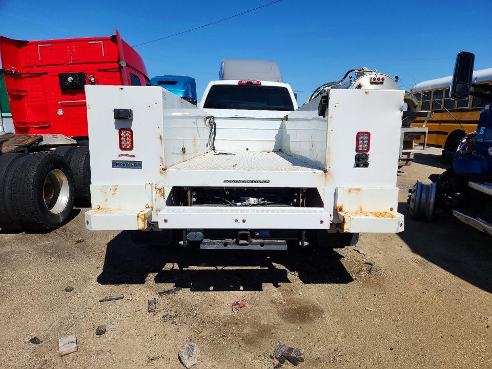 2021 Chev Silverado Medium Duty