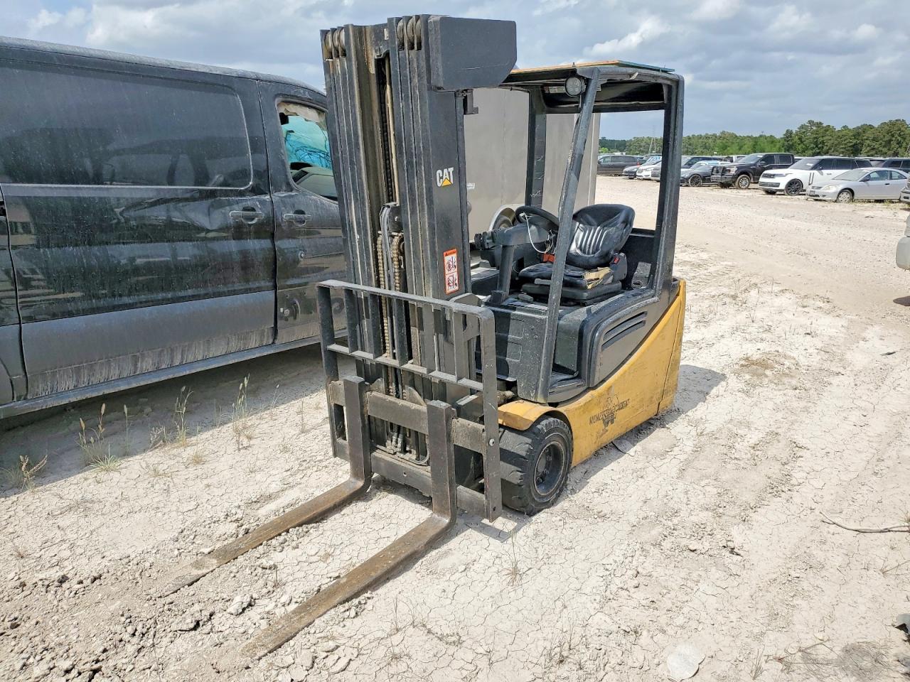 2014 Caterillar 2014 Caterpillar 2ET4000 Forklift