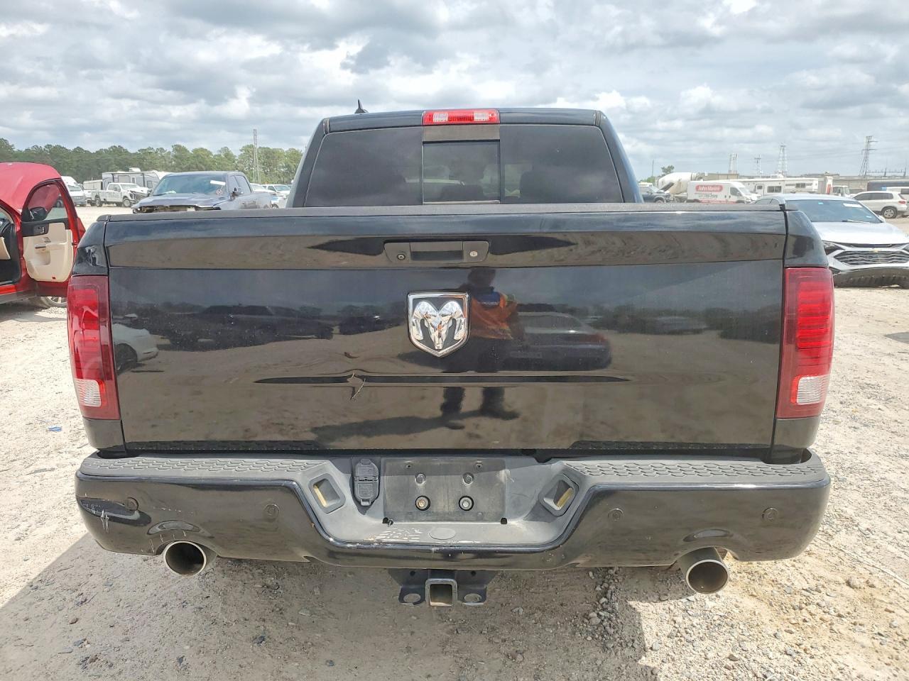 2014 Dodge RAM 1500 Sport