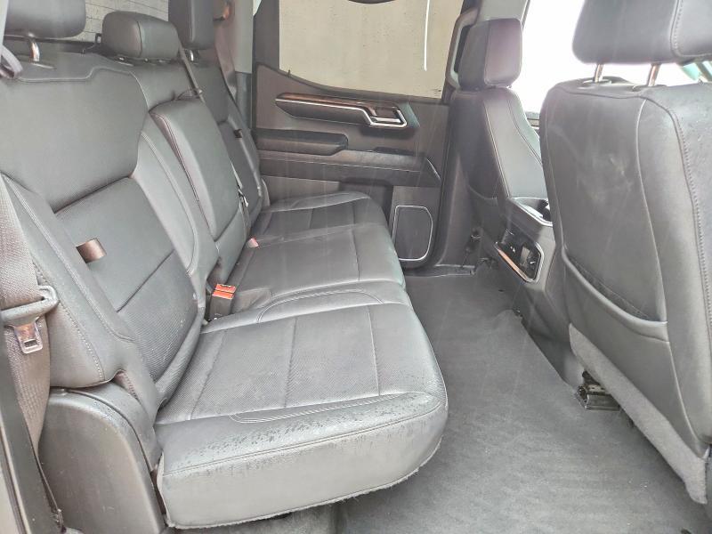 2023 GMC Sierra K1500 SLT