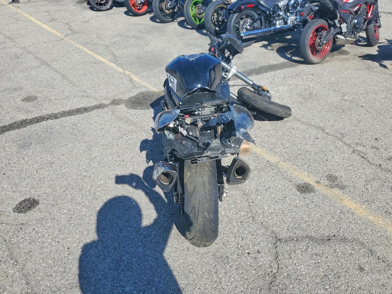 2025 Suzuki GSX1300 RR