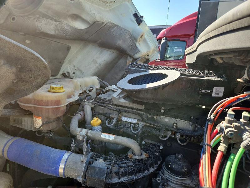 2019 Freigliner 2019 Freightliner Cascadia 126 Semi Truck