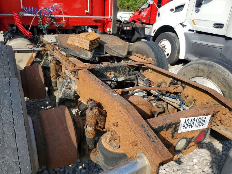 2007 Freightliner Fld132 Semi Truck