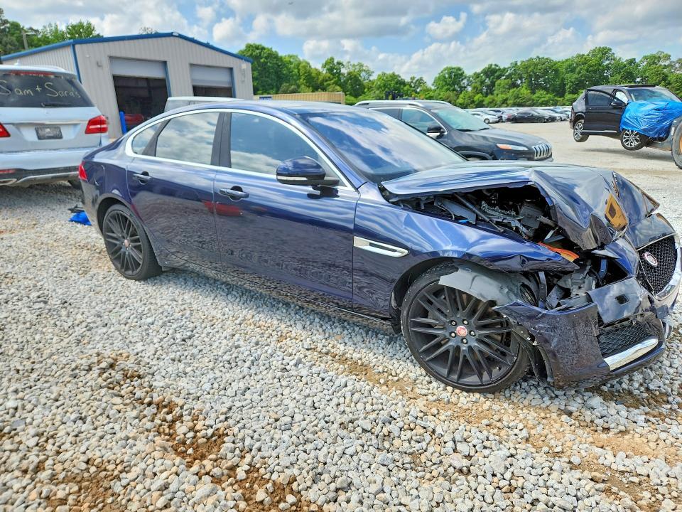 2016 Jaguar Xf Prestige