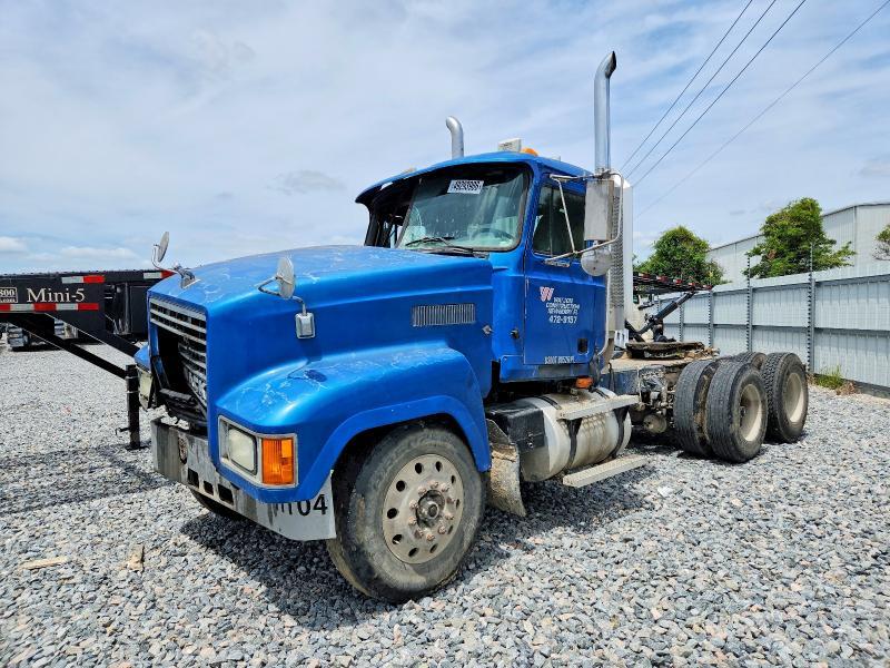 2000 Mack 600 Ch600