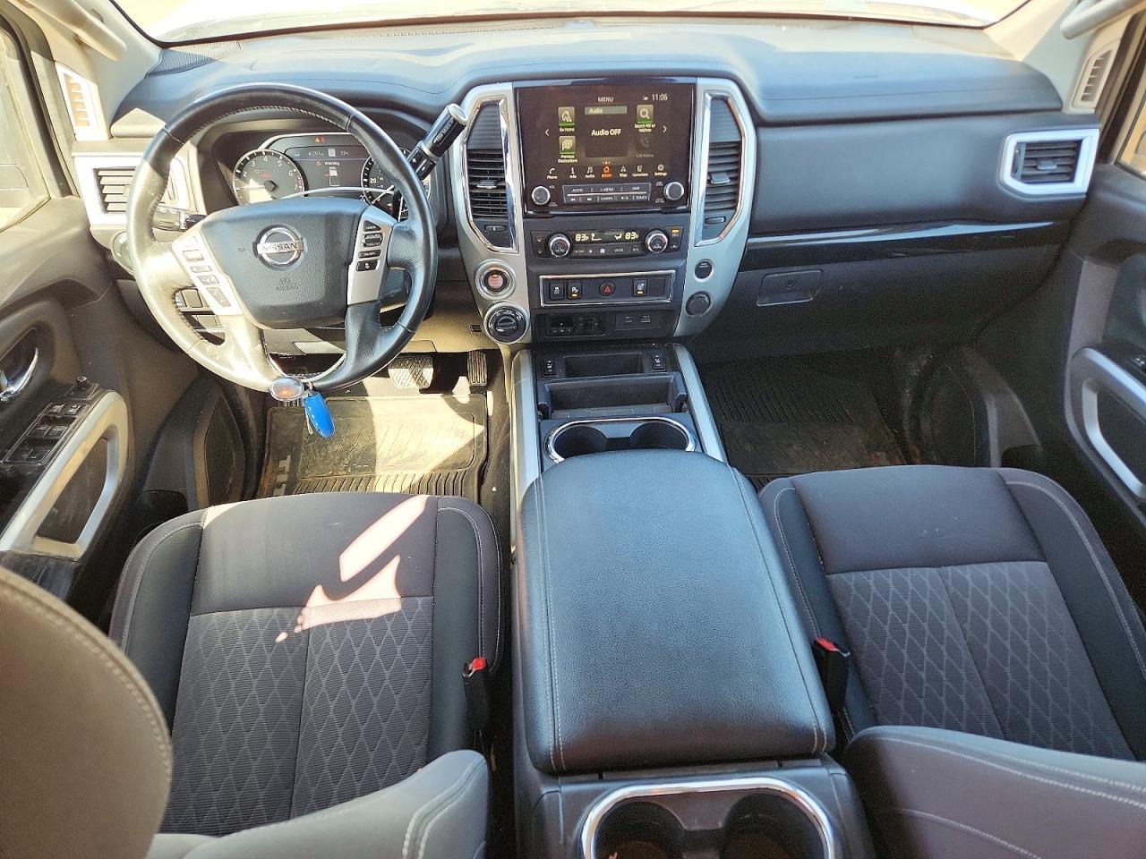 2021 Nissan Titan SV