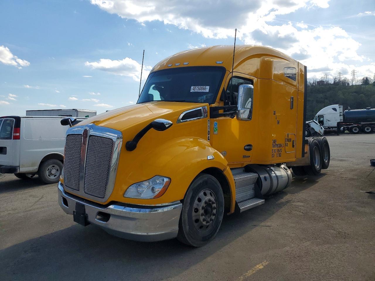 2022 Kenworth T680 Semi Truck