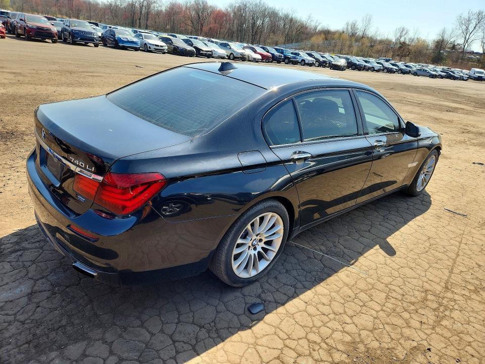 2014 BMW 740 lxi