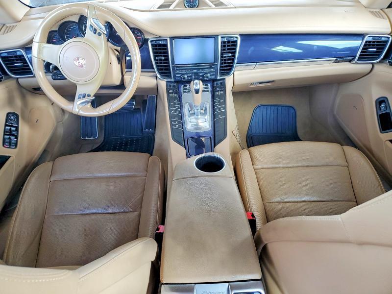 2014 Porsche Panamera 2