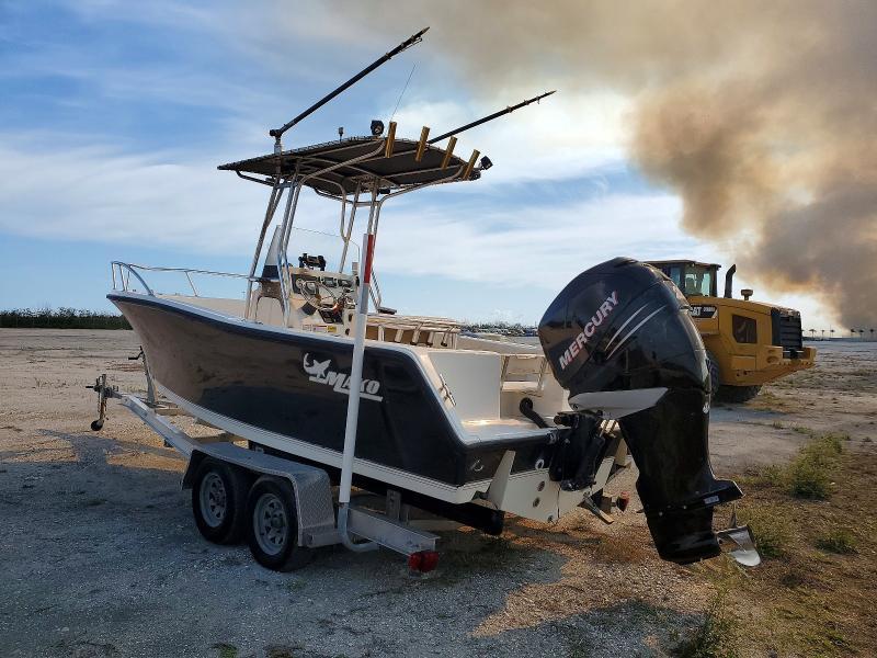 2009 Mako Boat-Boat