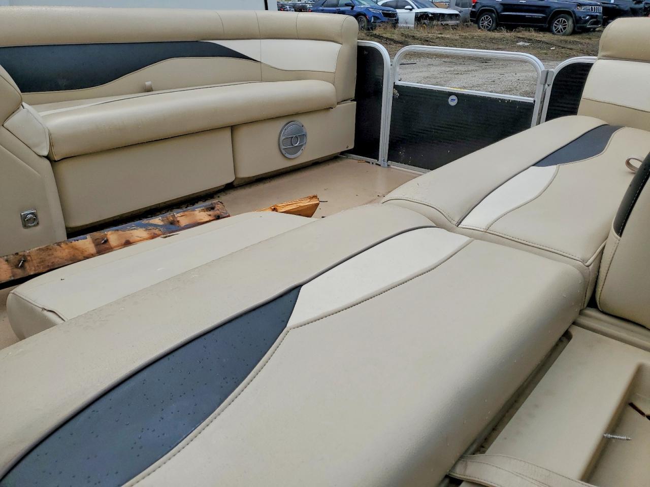 2015 Godfrey 2015 SWEETWATER/GODFREY Marine Boat-Pontoon Boat