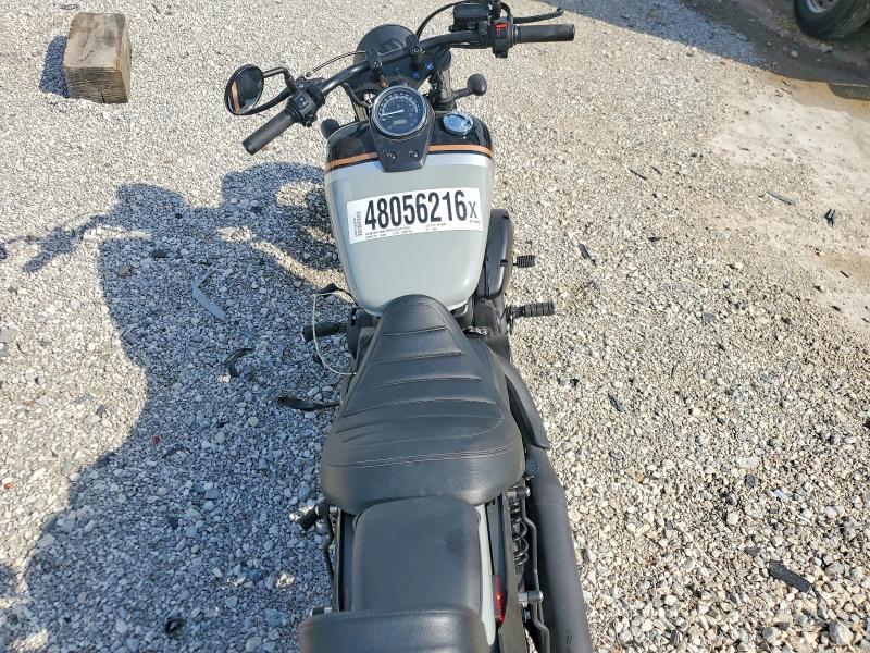 2025 Honda VT750 C2B