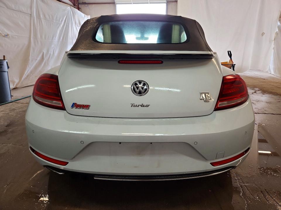 2018 Volkswagen Beetle s