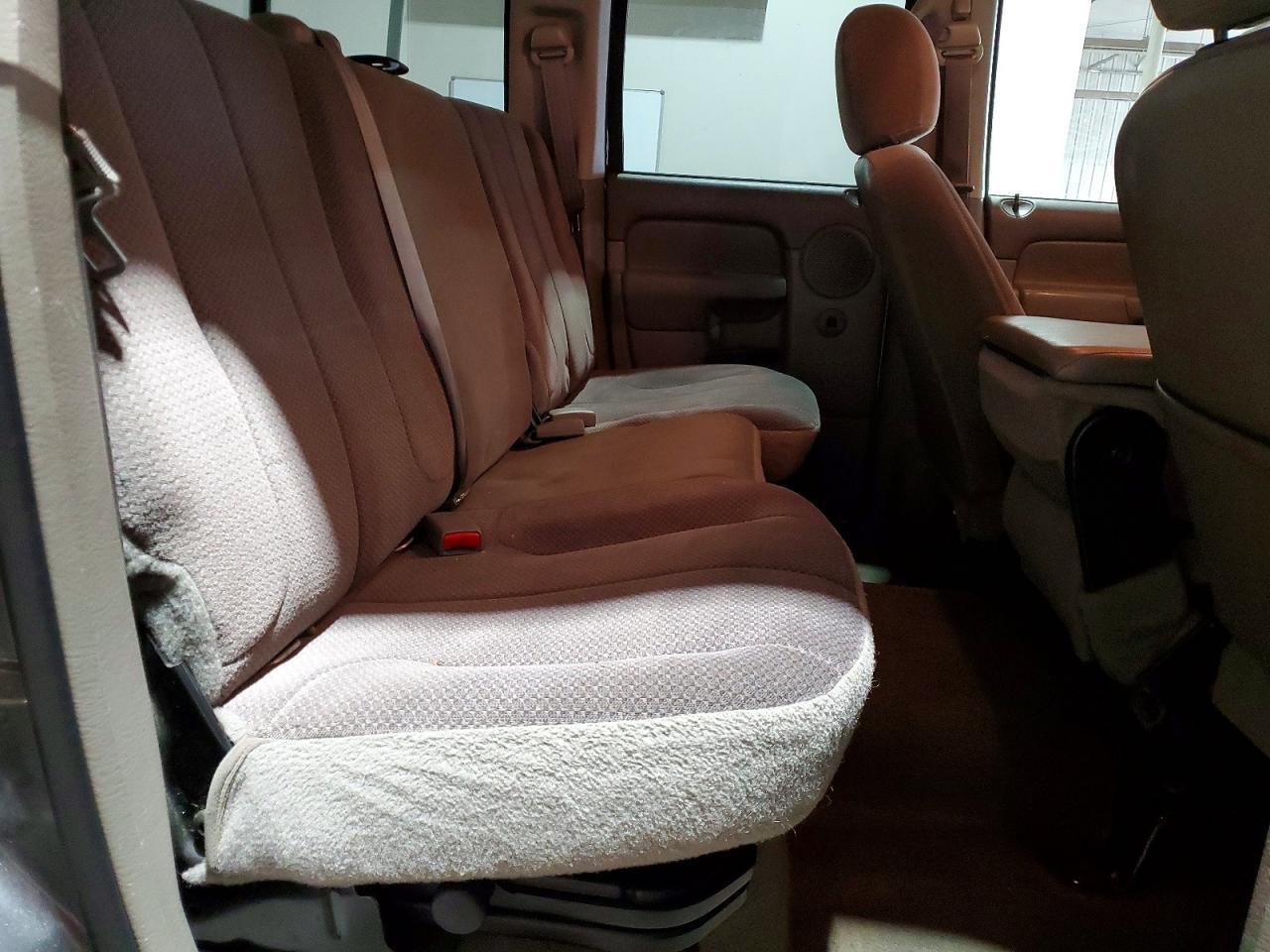 2003 Dodge RAM 1500 ST