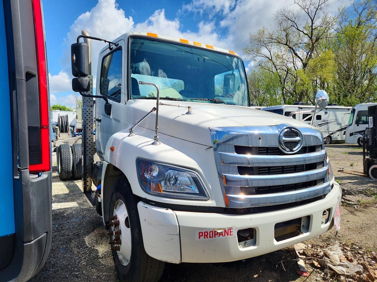 2014 Hino 338 Propane Delivery Truck
