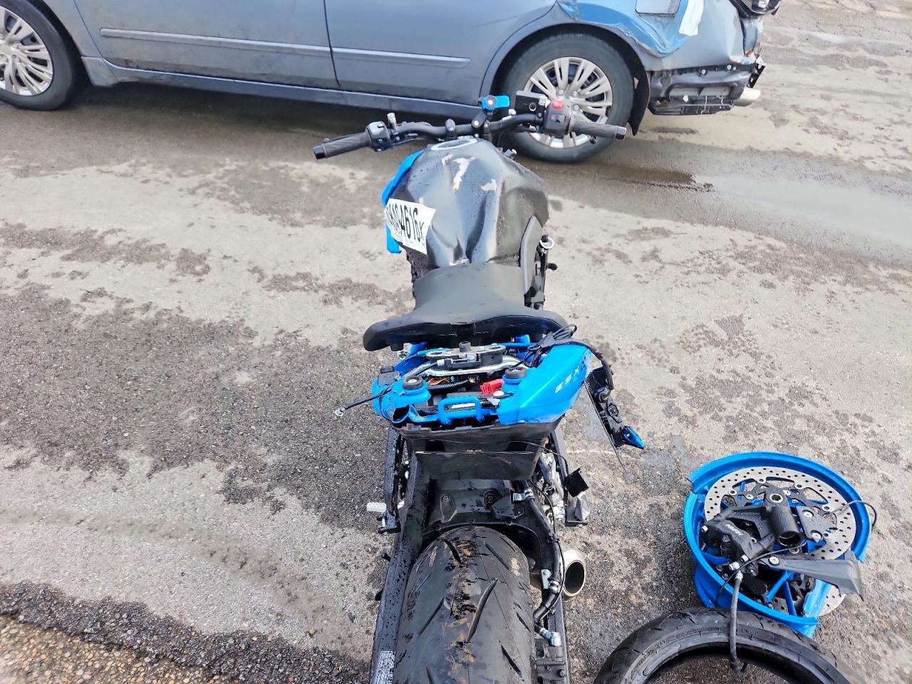 2023 Suzuki GSX800 R