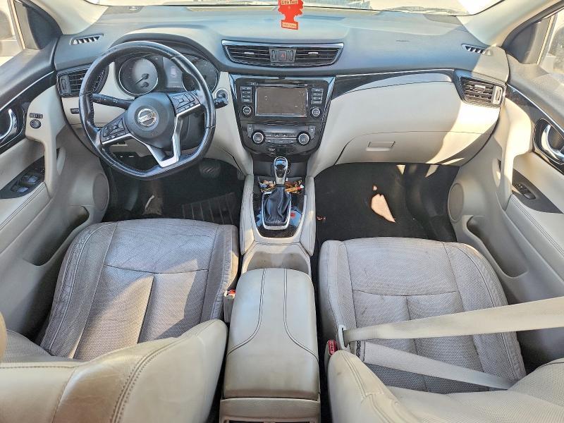 2017 Nissan Rogue Sport sl