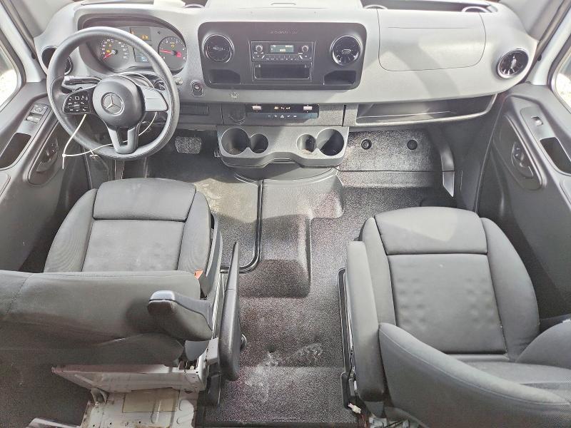 2021 Mercedes-Benz Sprinter 2500 Delivery van