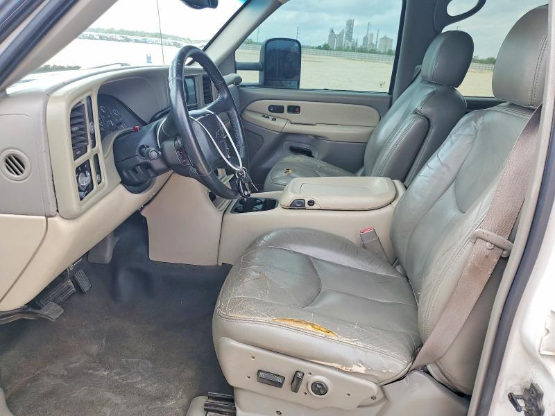 2001 Chevrolet Suburban C2500