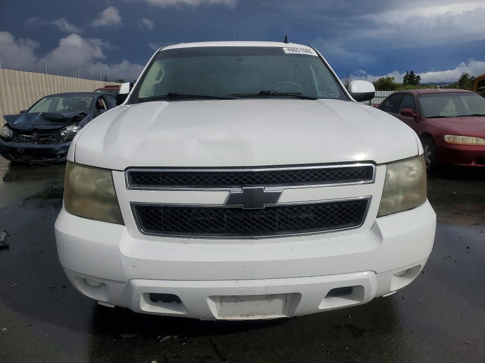 2011 Chevrolet Suburban C1500 ls