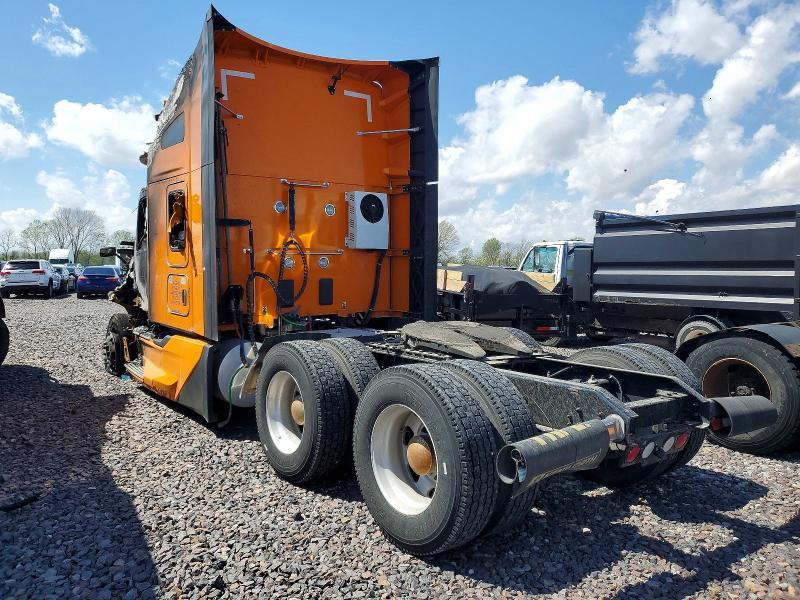 2022 Kenworth T680 Semi Truck