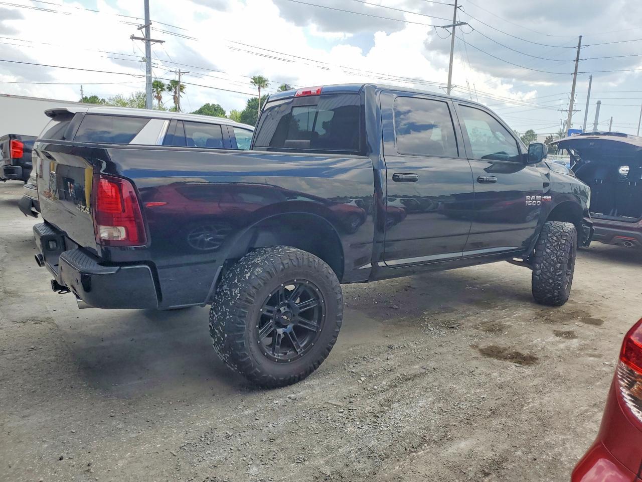 2014 Dodge RAM 1500 Sport