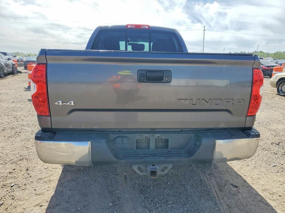 2014 Toyota Tundra SR5