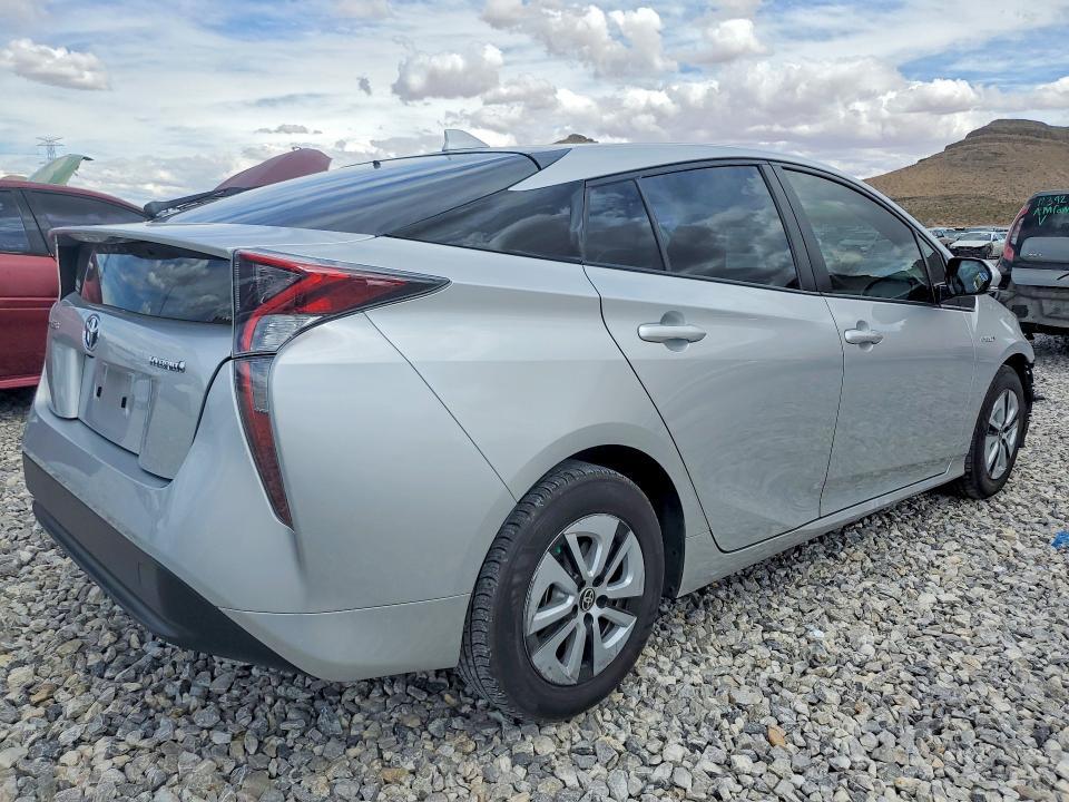 2016 Toyota Prius Three