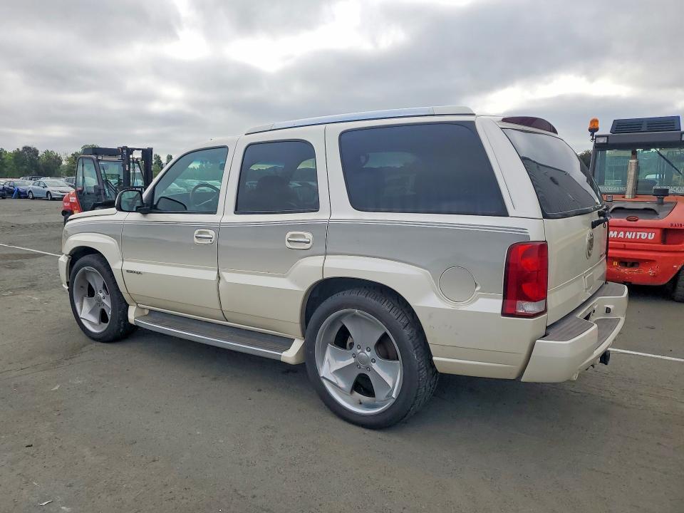 2002 Cadillac Escalade Luxury