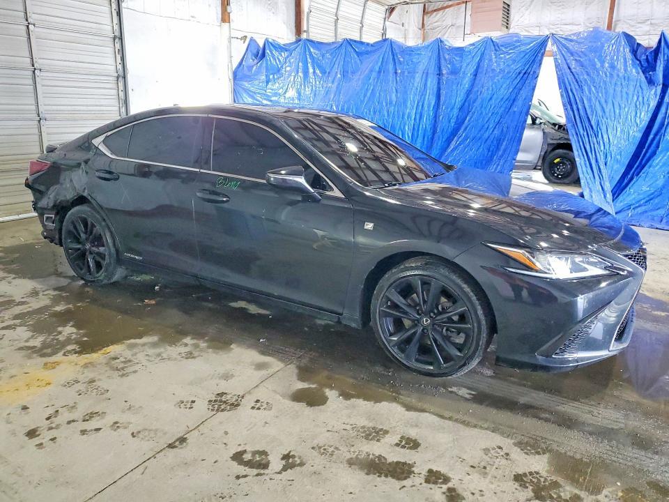 2022 Lexus Es 300h f Sport