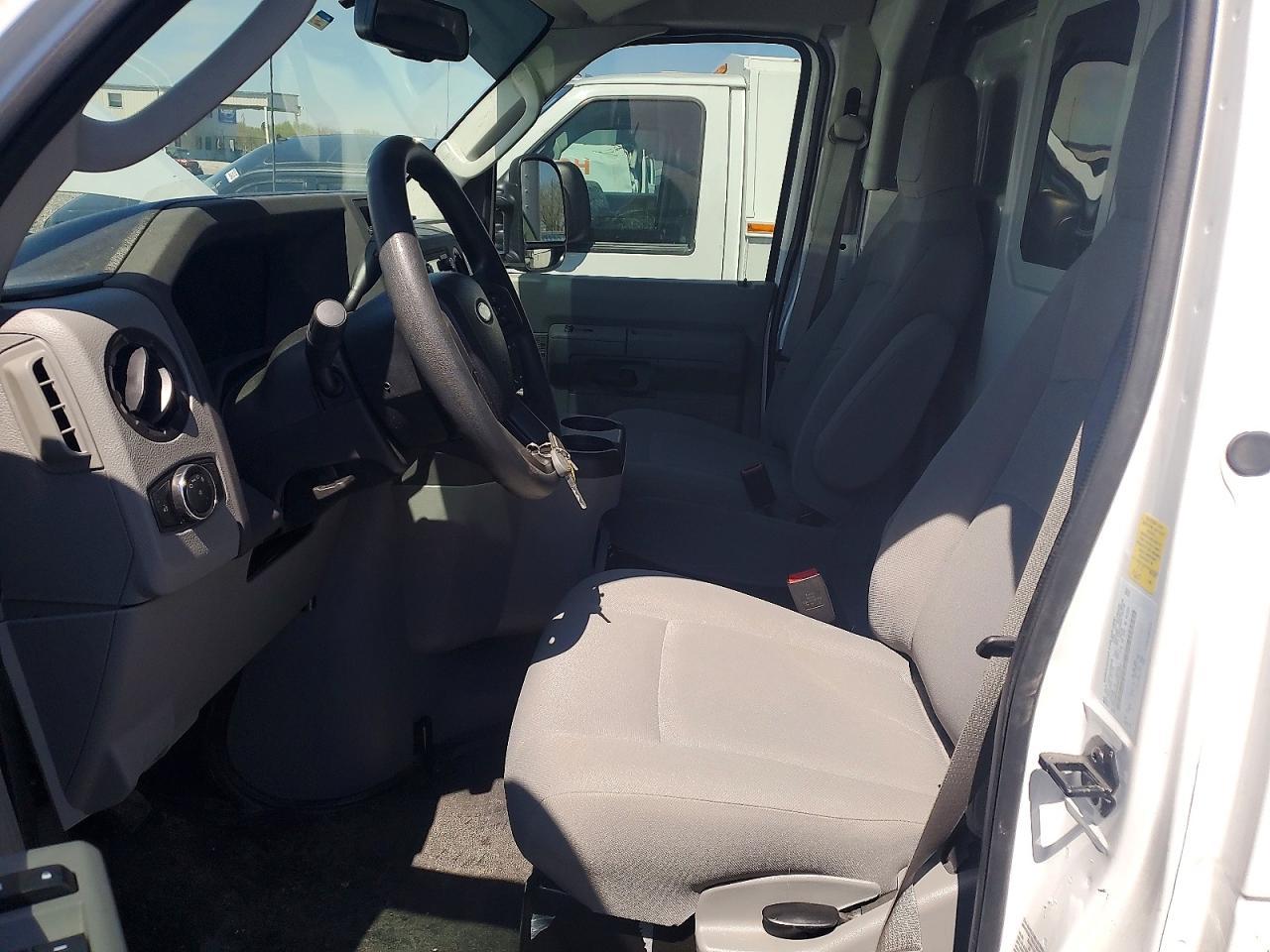 2025 Ford E350 Utility / Service Truck