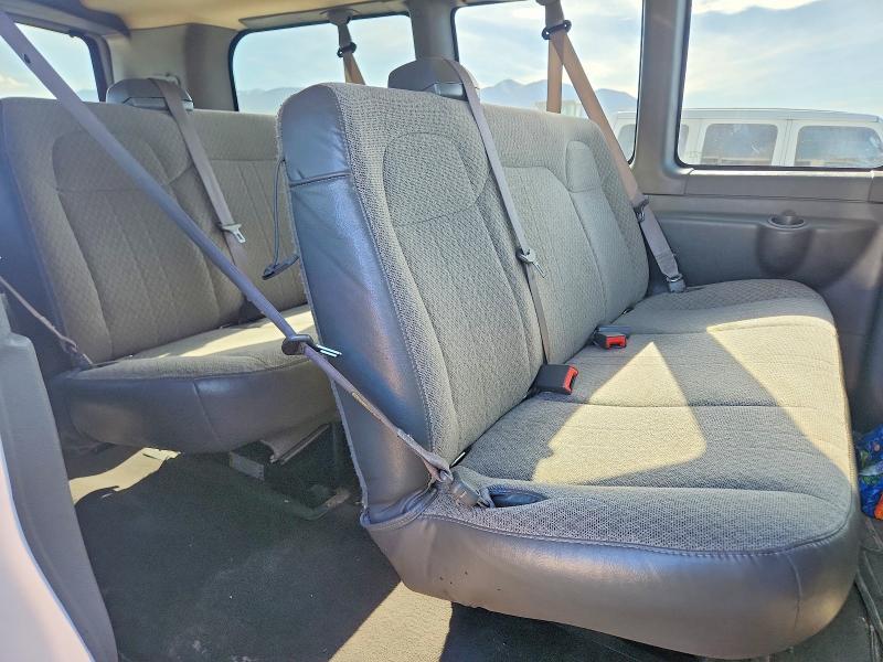 2020 Chevrolet Express G2500 LT