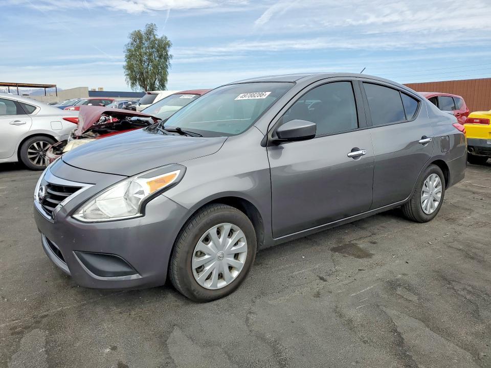 2018 Nissan Versa sv