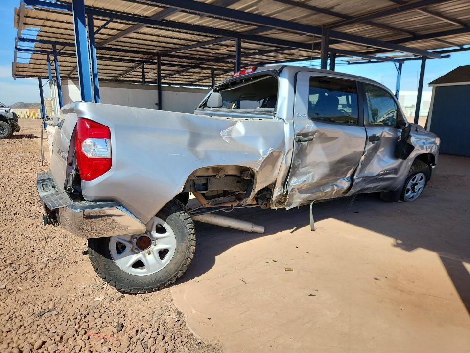 2017 Toyota Tundra SR5