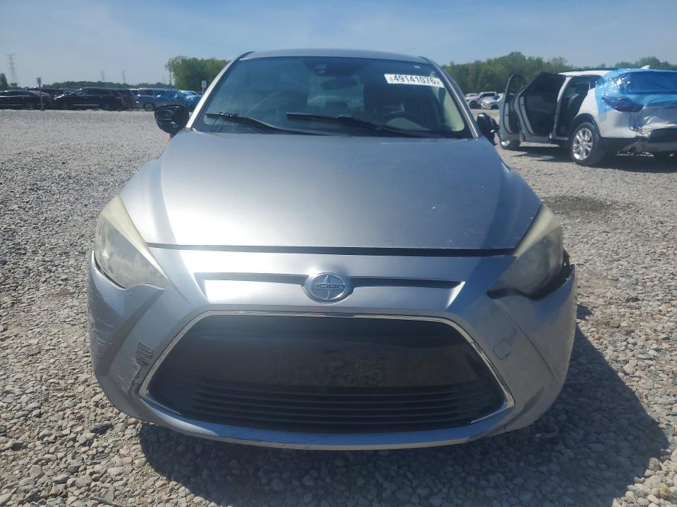 2016 Scion Ia Base