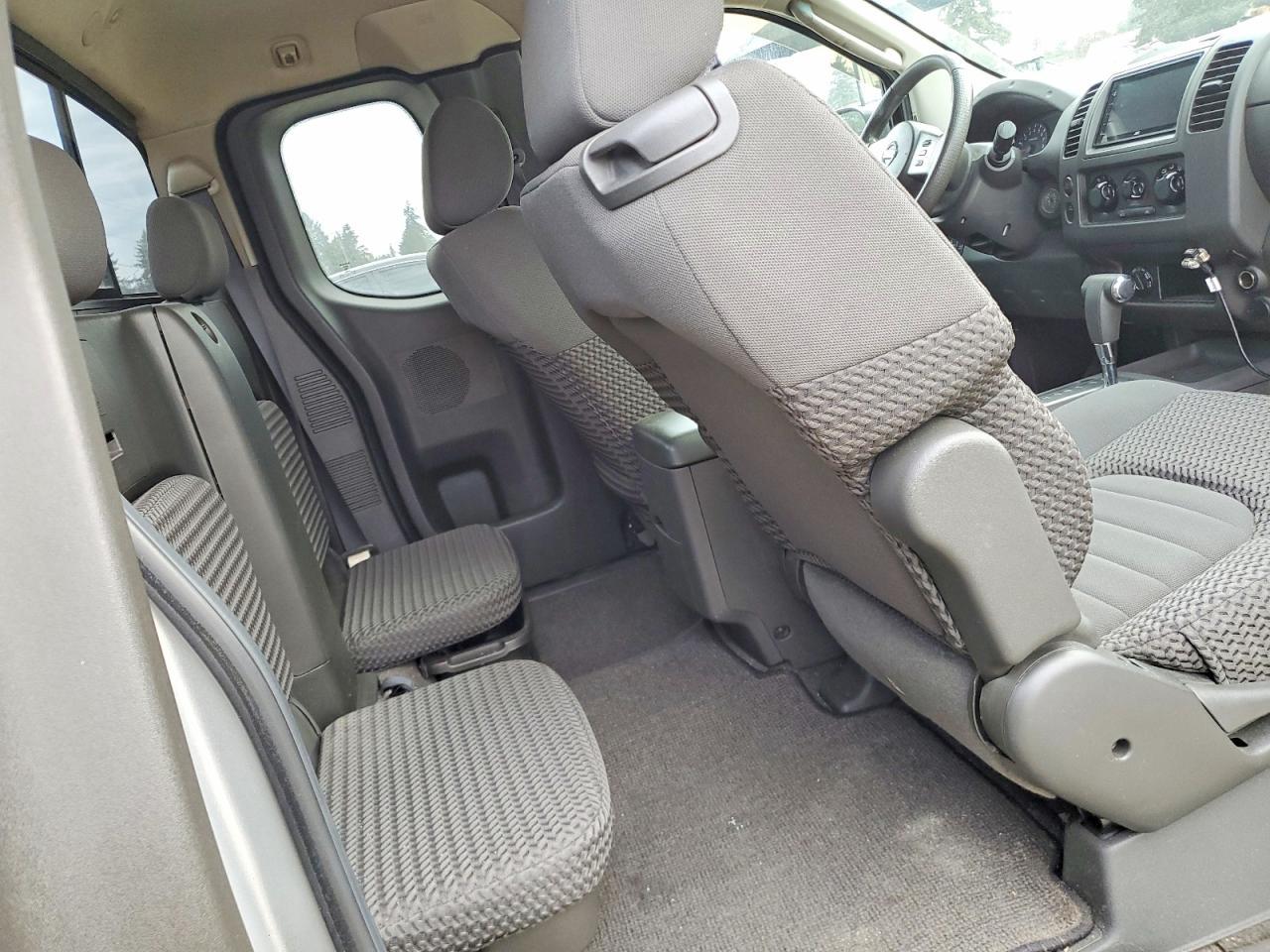 2006 Nissan Frontier SE