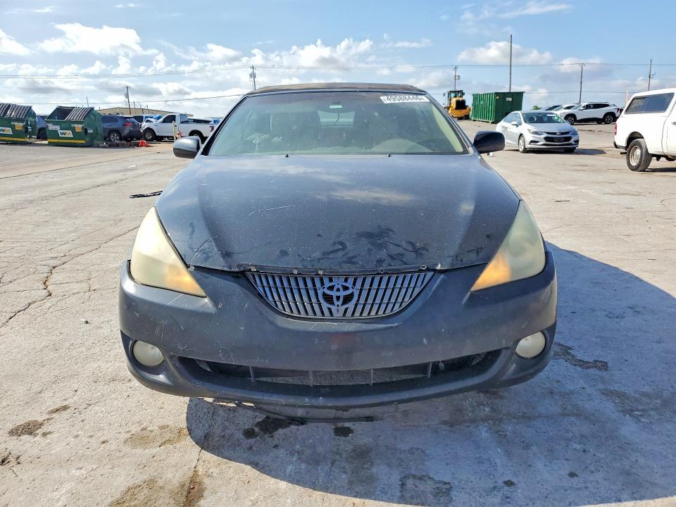2004 Toyota Camry Solara sle V6