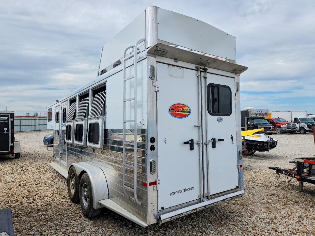 2020 Sundowner Horse Trailer