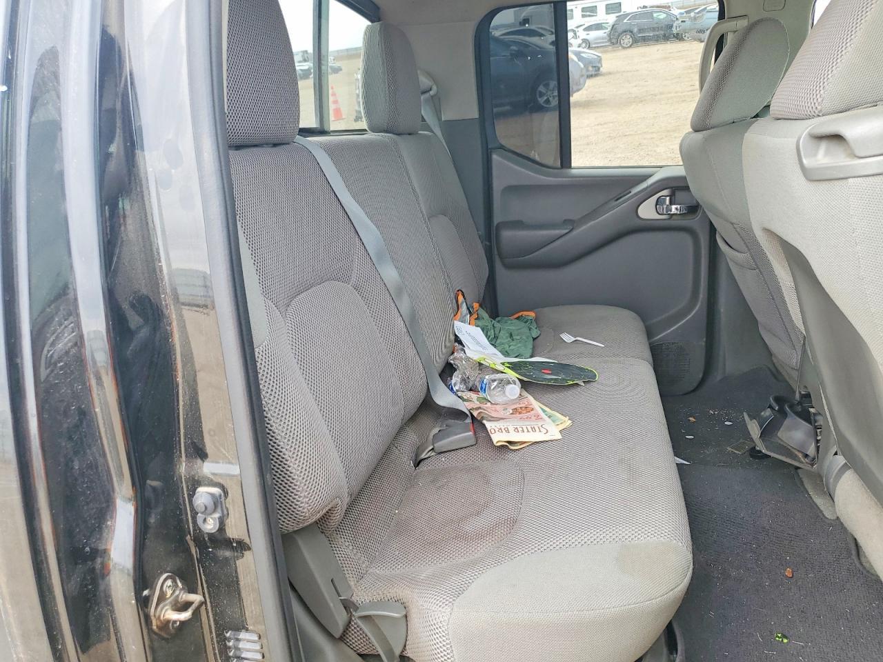 2014 Nissan Frontier S