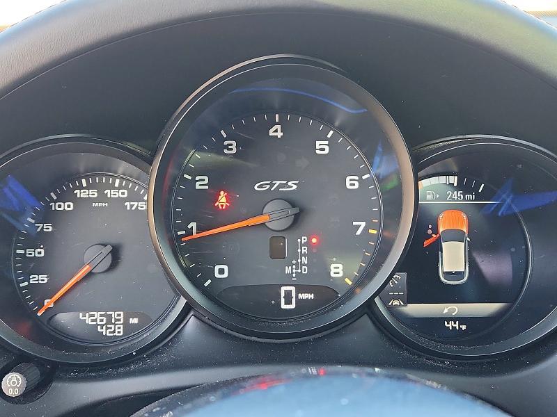 2018 Porsche Macan gts